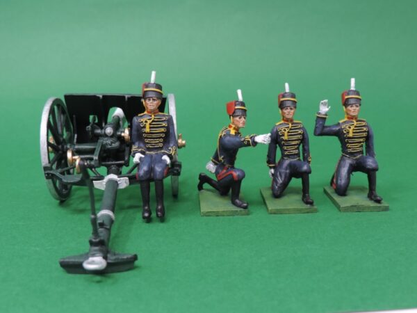 54mm Metal Cast Toy Soldier. Royal Horse Artillery Troopers With Gun