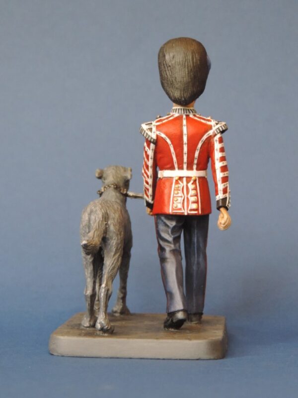 Hand Painted 100mm Metal Cast Military Figure Irish Guard and Wolf Hound Produced By Loggerheads Military Studio