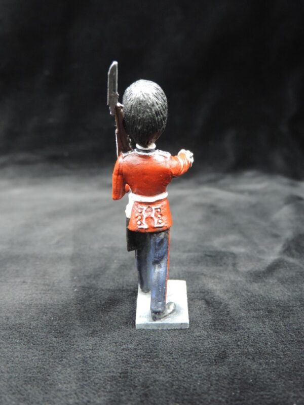 54mm Metal Cast Toy Soldier. Scots Guards Marching Rifle On Shoulder