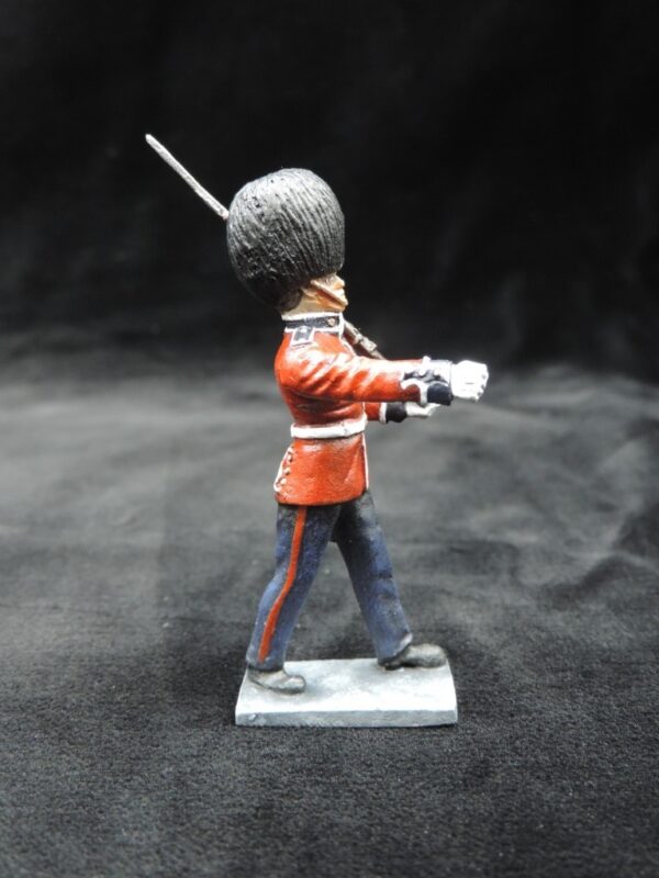 54mm Metal Cast Toy Soldier. Scots Guards Marching Rifle On Shoulder