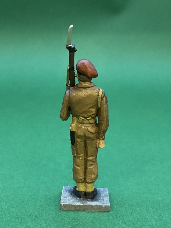 54mm Metal Cast Toy Soldier. Parachute Regiment Standing